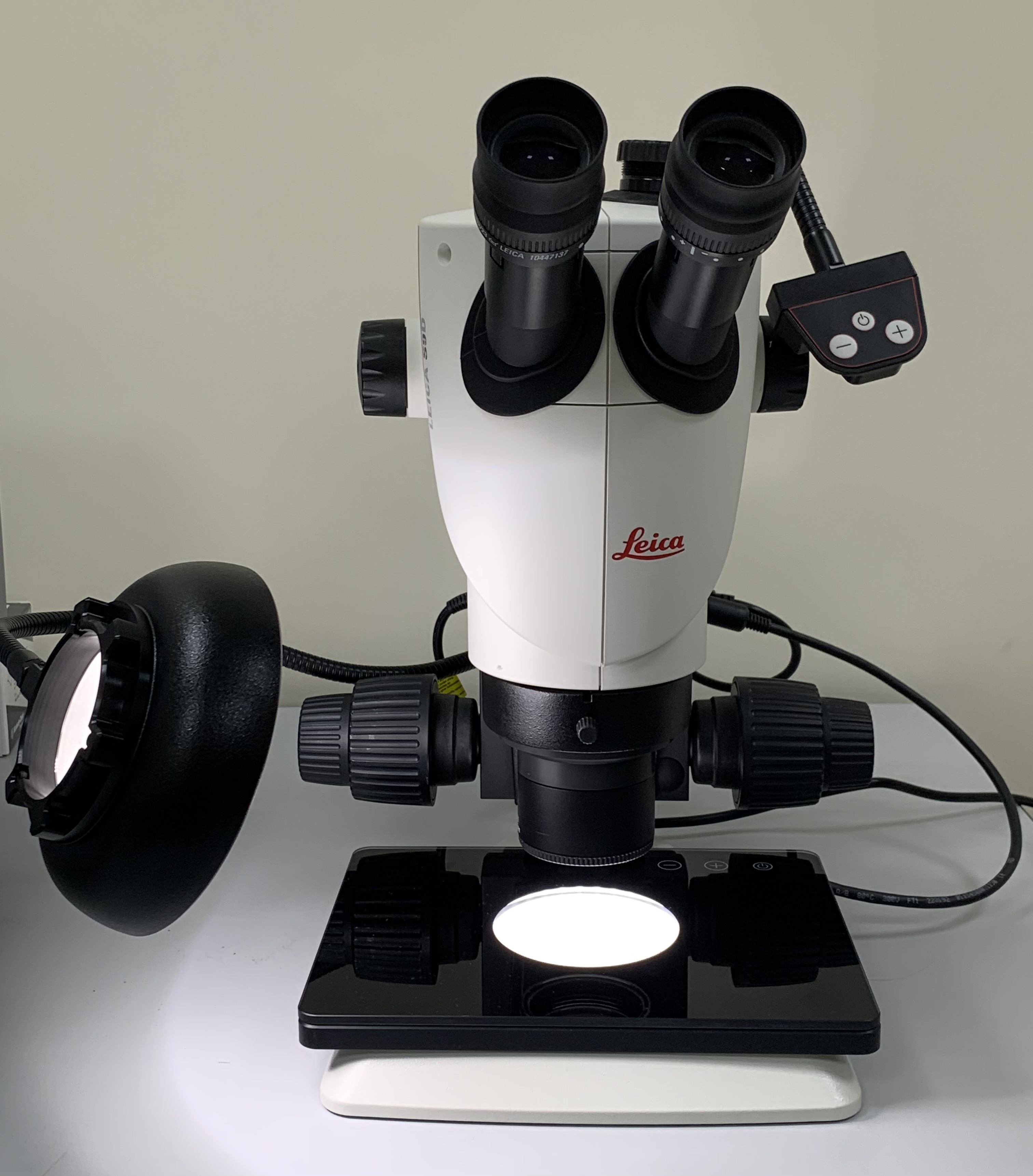 Стереомикроскоп LEICA S9D
